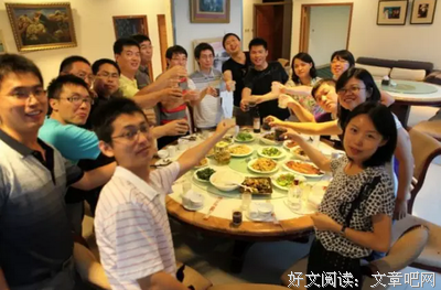 这才叫同学聚会！你们那顶多叫聚餐！