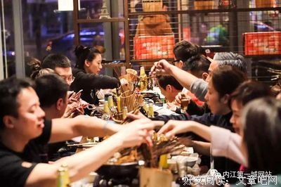 11年复原200套汉服，这群年轻人登上《天天向上》，从中国火到英国
