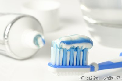和尚摸得,我摸不得？--再谈云南白药添加氨甲环酸事件