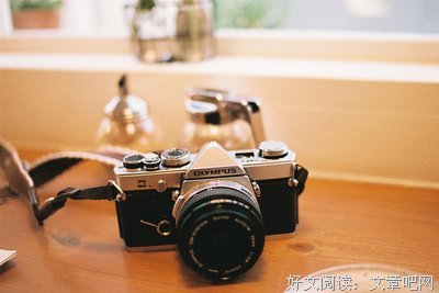 《益看然于降措尊者新浪微博》佳句摘抄