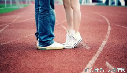 有关庸俗爱情的句子