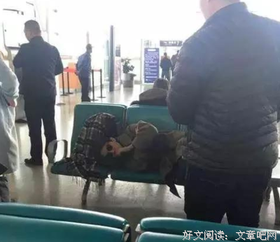 没人知道我有抑郁症。