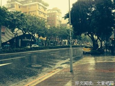 有关一言会上都格冼的句子