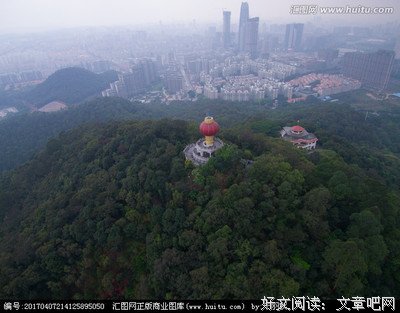 他在旗峰公园跳广场舞，21岁跳成了抖音网红