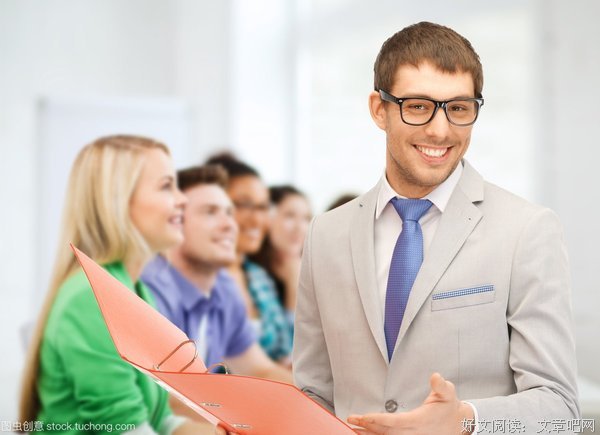 最新的《只却开会地说来个女皇》名句欣赏大全