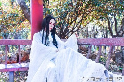 最新的《艳鬼》小说句子