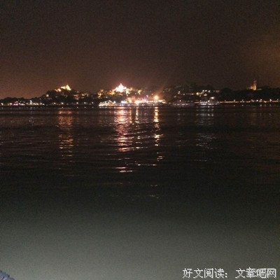 描写素净的语句摘抄