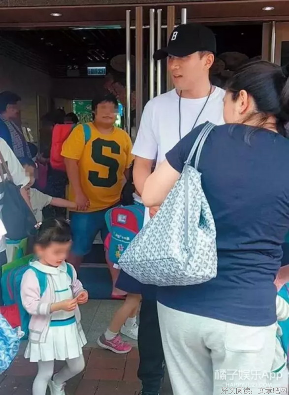 “我，12岁，杀了我妈，学校不敢不要我”