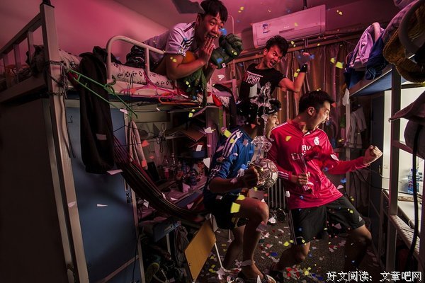《大学男生宿舍奇葩图鉴》
