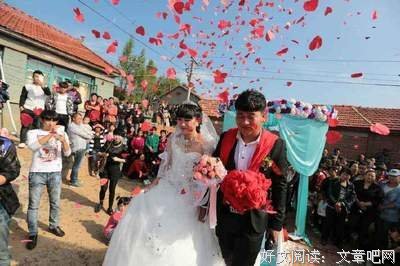 婆婆在邻居手机里发现了我的L照