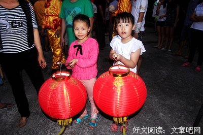 关于锣鼓喧天的语句