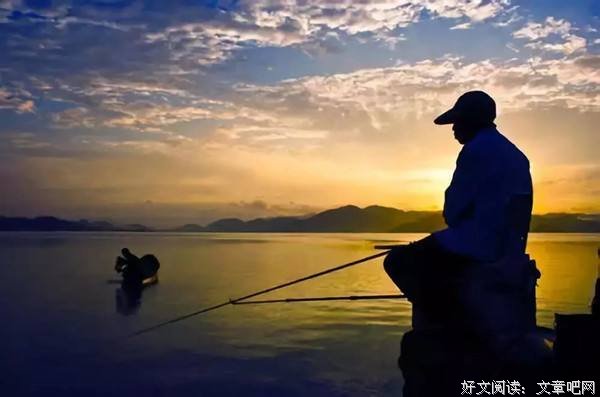 守着三个情人到老