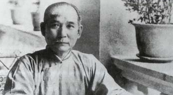 冯学荣：人类出生的时候为什么会啼哭
