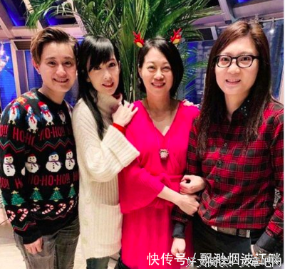 周慧敏与老公罕见合照，只差3岁，看起来却像父女？