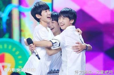 “王源，不跟我合照，你就别想走！”