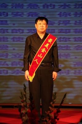 最经典的《我坐在琵卓河畔，哭泣》经典语句大全