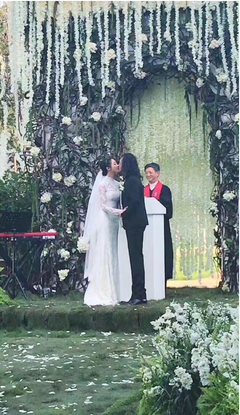 那个早早嫁给大叔的年轻女孩离婚了。