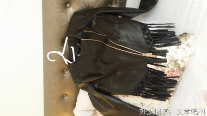 “带什么东西，你回来就行啊！”
