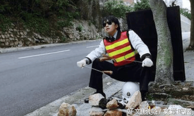 周星驰告诉我们，一个被父母爱大的女儿有多强大