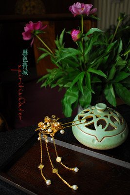 描写金步摇的语句摘抄