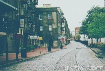一拥而上的语句摘抄_关于一拥而上的语句