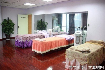 没有“月嫂自由”，不要和90后谈生娃