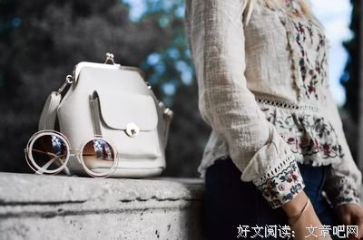 &quot; 男友越爱你 越不想发朋友圈 &quot;