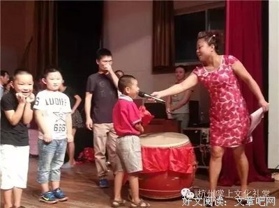 从小到大，我从来没有被夸奖过