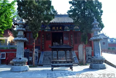 最新的《群山回唱》名句欣赏