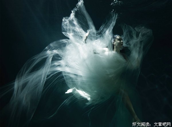 灵动、这一瞬句子