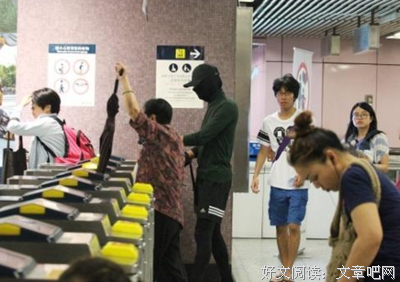 “平民”周润发