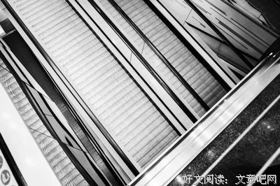 当1200万的迈巴赫女司机，撞上800万的劳斯莱斯……