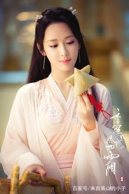 被整容毁掉的中国明星们！