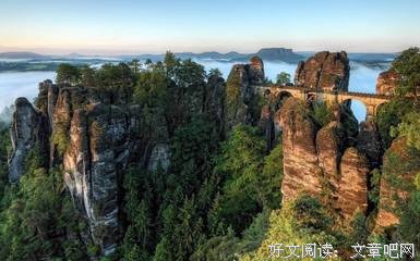 有关月思的美句摘抄