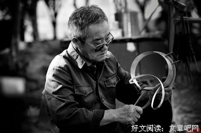 我们用“不劳动”来赞美“劳动”