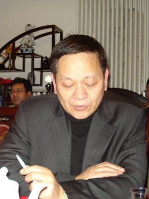 李根寿：骂 街