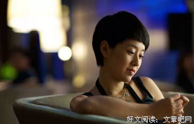 “被老公打断3根肋骨后，她都没敢说离婚。”