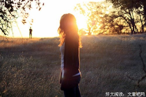 在雨中，想你，却不敢打扰你