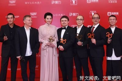 黄渤：喜剧影帝，不会笑了