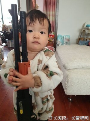 这样的男孩子，一看也是谈恋爱了
