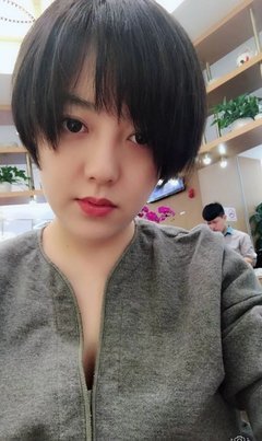 婚姻里，究竟什么样的女人，才会被老公一辈子捧在手心里？