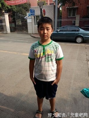 整整一年时间，从一个不灵活的胖子，变成一个灵活的小胖子。。。