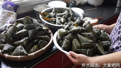 叶一秋：洗粽叶