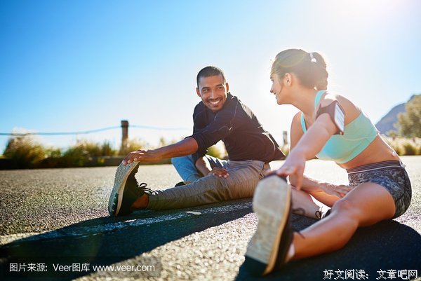最新的《我们在出十眼是和自己赛跑的人》好段摘抄