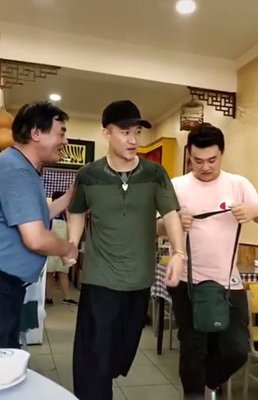 曹云金离婚：千万不要嫁给“婚内单身汉”