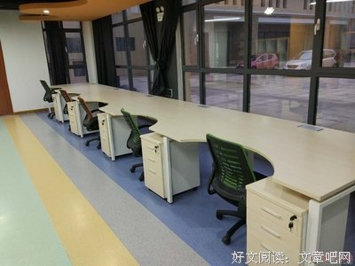 黄章明：走进枣庄高铁站