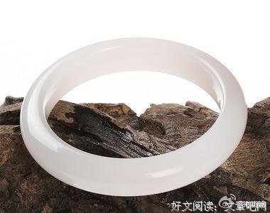 关于软玉温香的座右铭