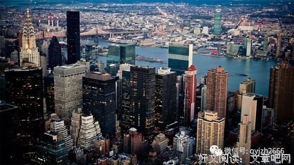 在一些人面前敢于低头，并不代表你脆弱！