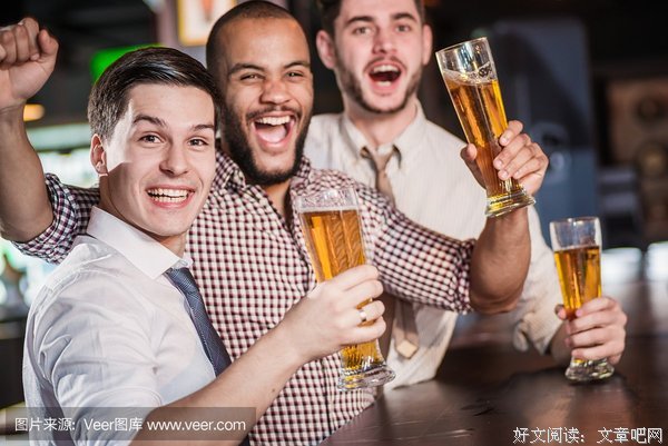 男人们的喝酒谈天，比你想得还要感伤