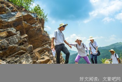 故里中天中天出长的句子